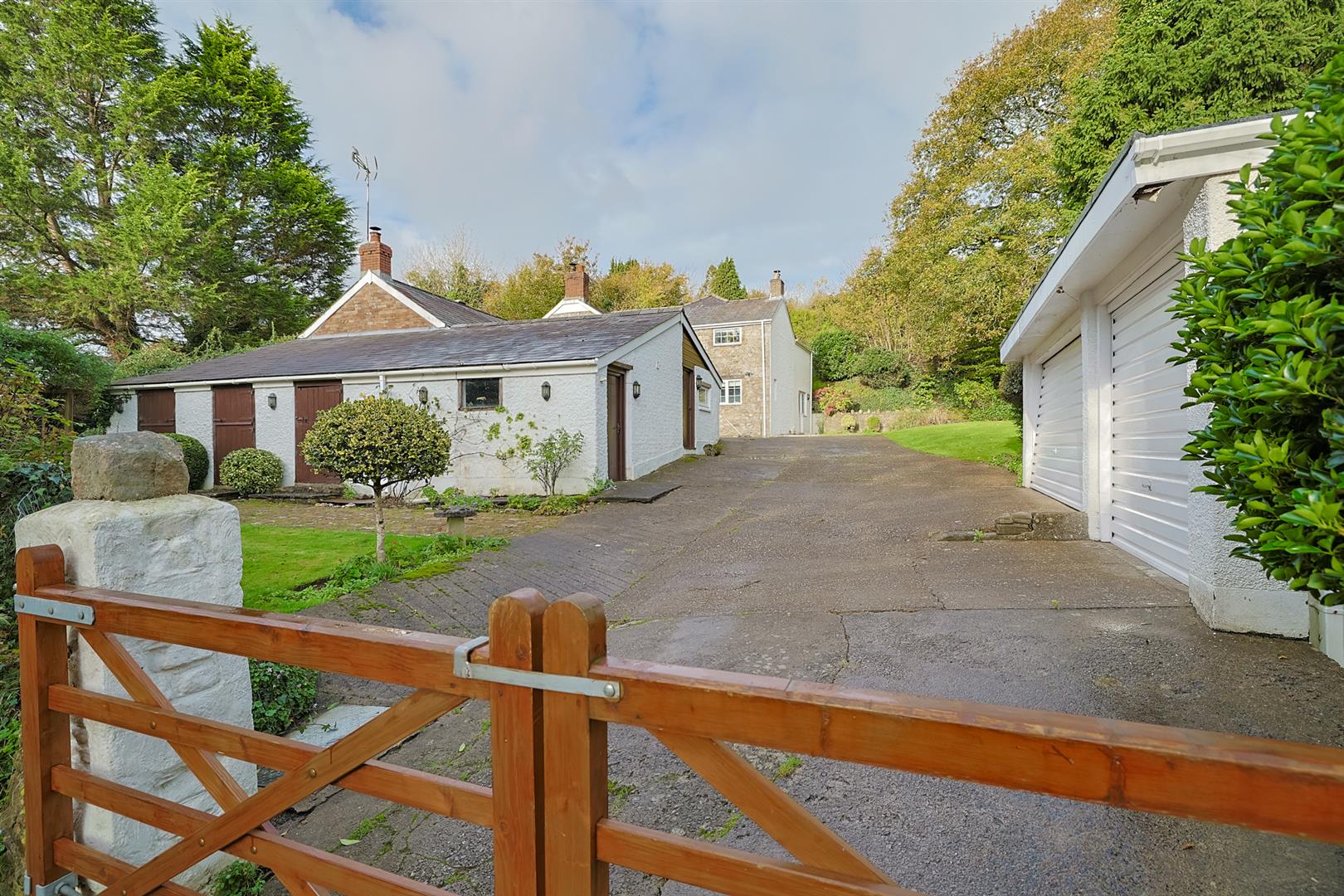 Gellidywyll Farm, Olchfa Lane, Sketty, Swansea, SA2 8QQ